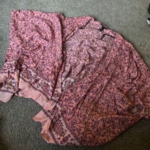 Short sleeve kimono size medium